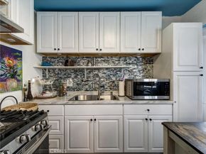 841 W 58th, Los Angeles CA 90037