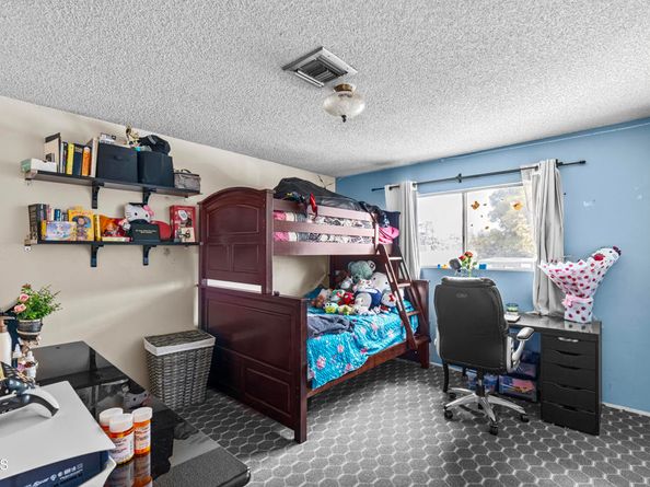 1920 1922 Mellon Avenue, Los Angeles CA 90039