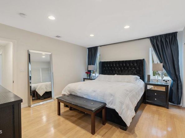 3311 S Bentley Avenue, Los Angeles CA 90034