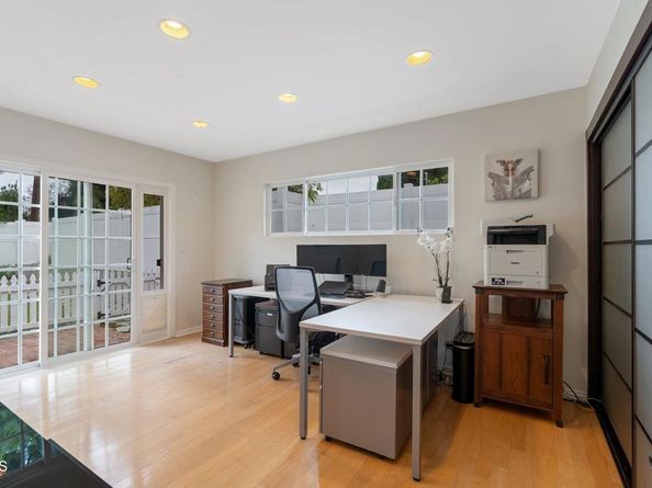 3311 S Bentley Avenue, Los Angeles CA 90034