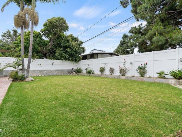 3311 S Bentley Avenue, Los Angeles CA 90034