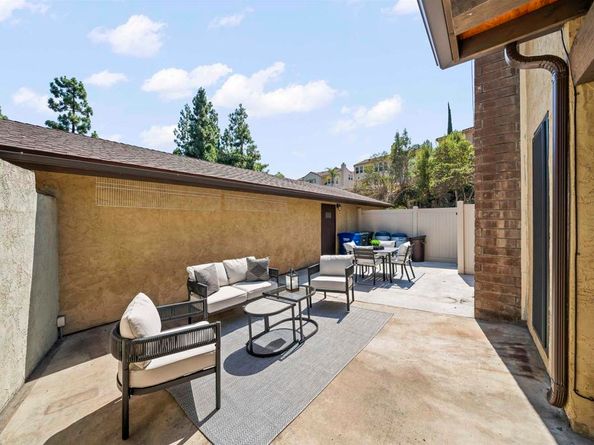 10008 Nuerto Lane, Spring Valley CA 91977
