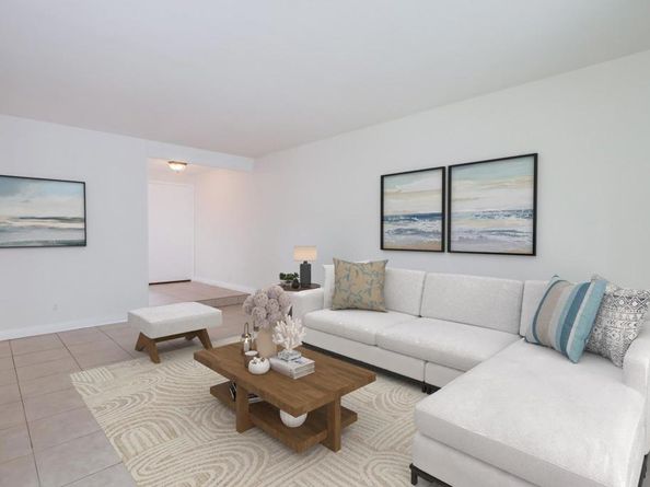 8037 Caminito Mallorca, La Jolla CA 92037