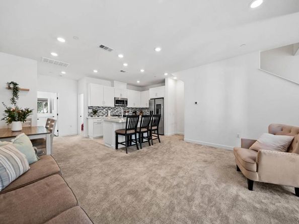 2252 Acara Circle, San Diego CA 92154