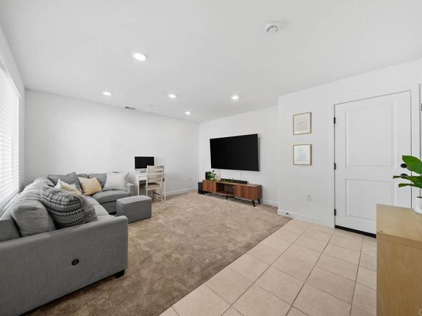 2252 Acara Circle, San Diego CA 92154