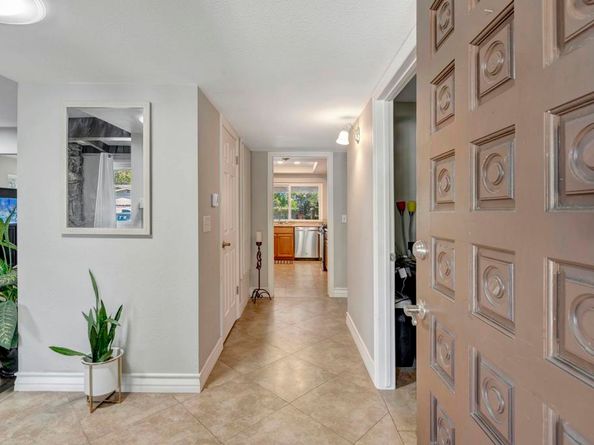 10743 Flambeau Place, La Mesa CA 91941