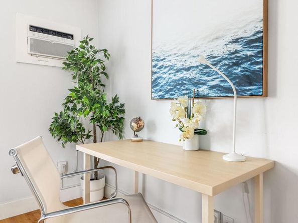 2432 3Rd Street, Santa Monica CA 90405