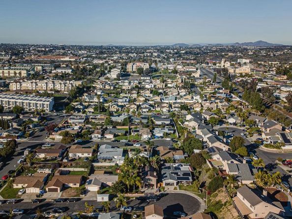 5033 La Paz Dr, San Diego CA 92113