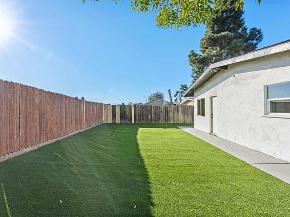 5033 La Paz Dr, San Diego CA 92113