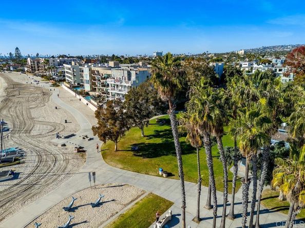 1235 Parker Place 3J, San Diego CA 92109