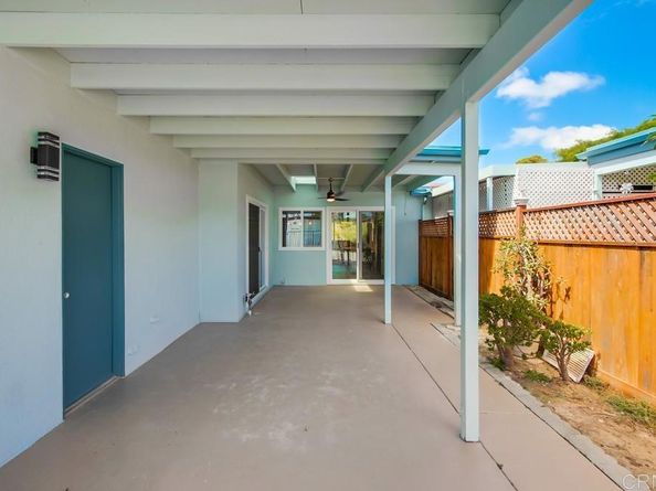 3839 Vista Campana S 6, Oceanside CA 92057