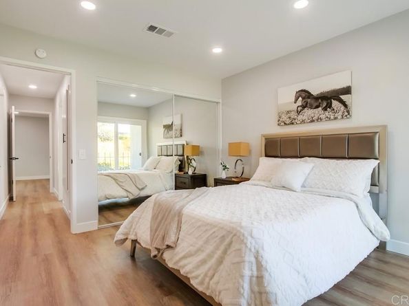 3839 Vista Campana S 6, Oceanside CA 92057