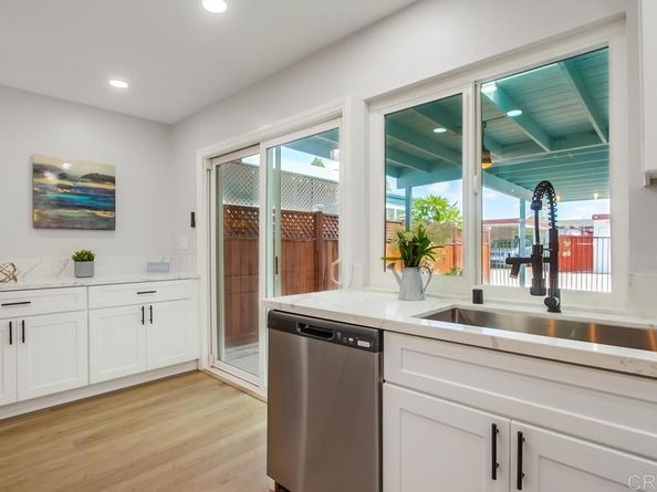 3839 Vista Campana S 6, Oceanside CA 92057