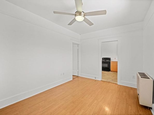 3813  15 Birch Street, San Diego CA 92113