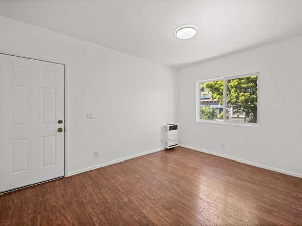 3813  15 Birch Street, San Diego CA 92113