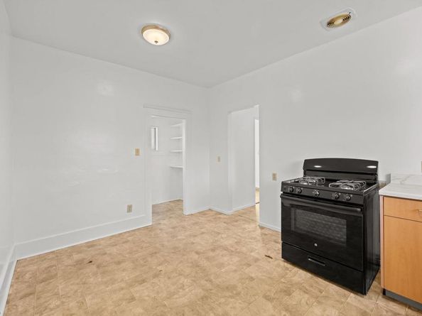 3813  15 Birch Street, San Diego CA 92113