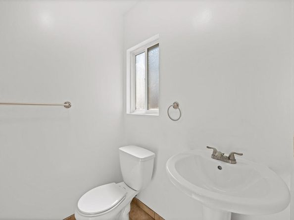 3813  15 Birch Street, San Diego CA 92113