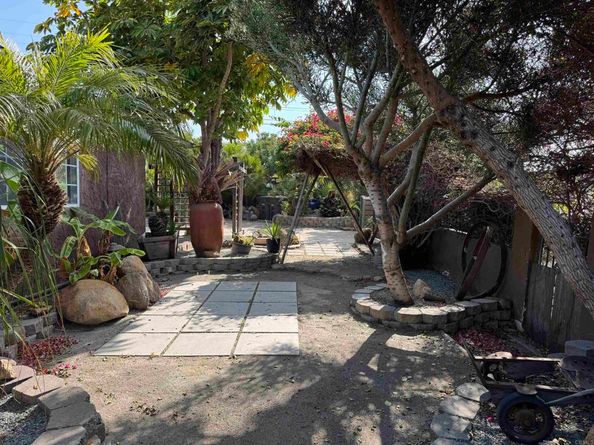 1341 E 4th Street, National City CA 91950