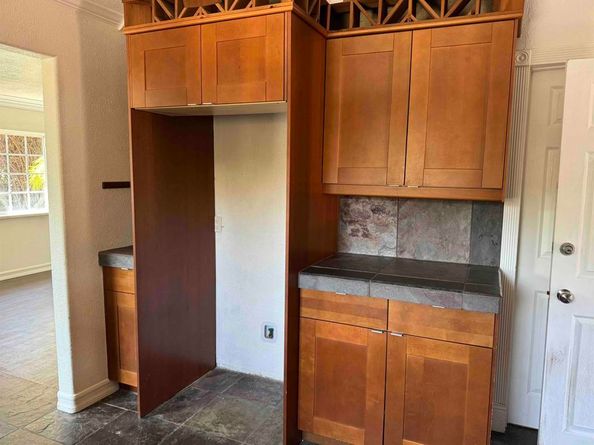 1341 E 4th Street, National City CA 91950