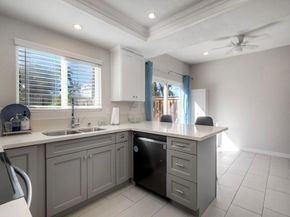 6809 11 Corintia Street, Carlsbad CA 92009