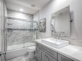 6809 11 Corintia Street, Carlsbad CA 92009