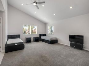 6809 11 Corintia Street, Carlsbad CA 92009