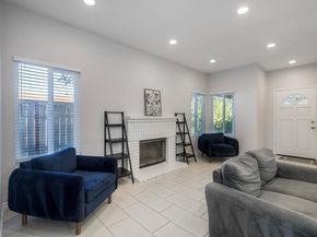 6809 11 Corintia Street, Carlsbad CA 92009