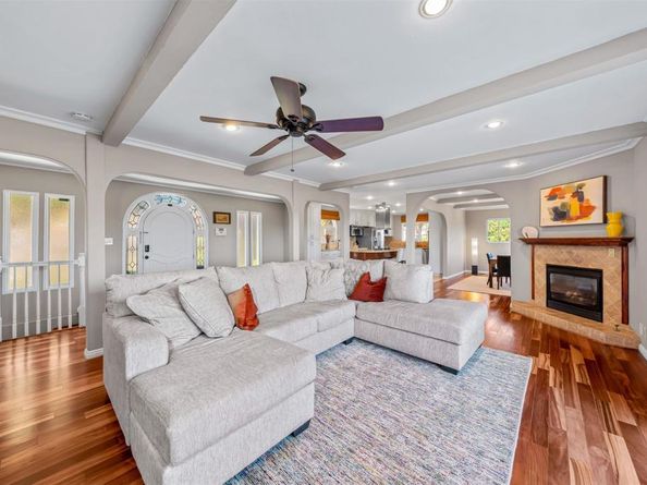 4275 Crestview Drive, La Mesa CA 91941