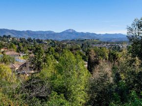 4275 Crestview Drive, La Mesa CA 91941