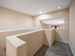 4096 Union Square Lane, East San Diego CA 92105