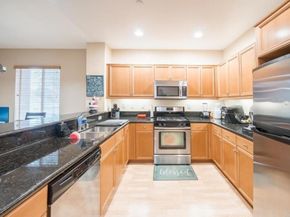 4096 Union Square Lane, East San Diego CA 92105