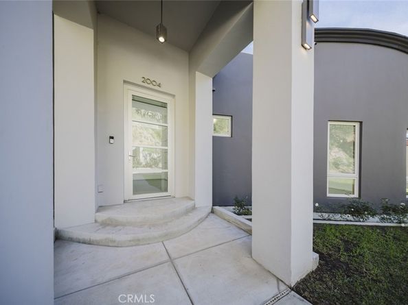 2004 Glen Allen Lane, Altadena CA 91001