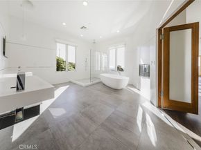 2004 Glen Allen Lane, Altadena CA 91001