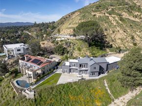 2004 Glen Allen Lane, Altadena CA 91001