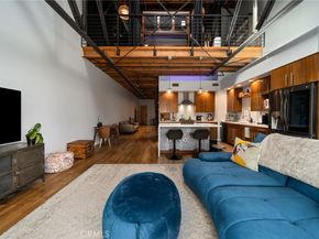 1100 E 3rd Street 205, Long Beach CA 90802