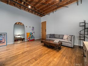 1100 E 3rd Street 205, Long Beach CA 90802