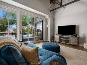 1100 E 3rd Street 205, Long Beach CA 90802