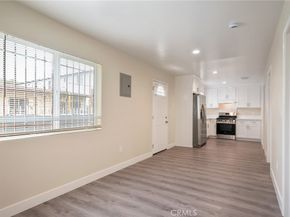 754 E 84th Place, Los Angeles CA 90001
