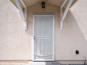 754 E 84th Place, Los Angeles CA 90001