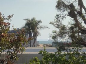 16922 Pacific Coast 176, Huntington Beach CA 92649