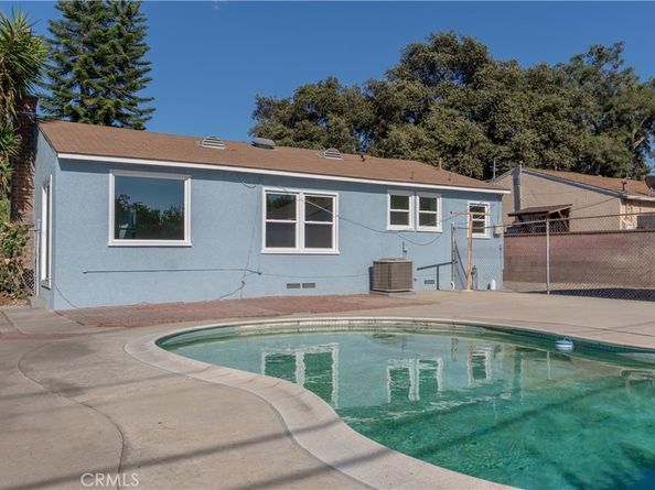 11402 Rose Hedge Drive, Whittier CA 90606