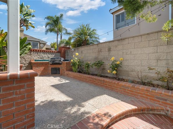 6264 Napoli Court, Long Beach CA 90803