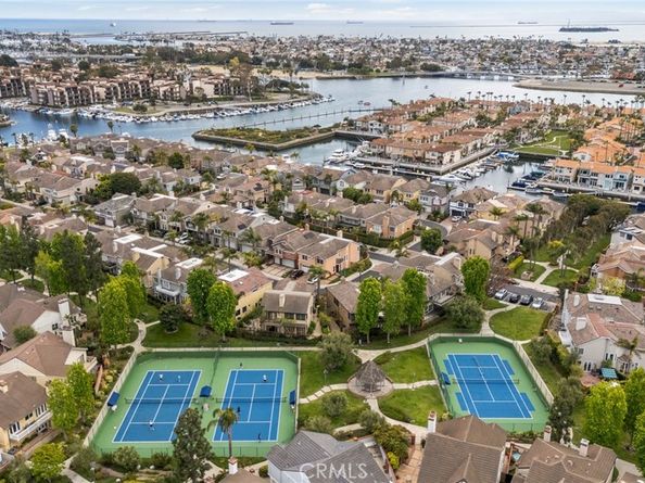 6264 Napoli Court, Long Beach CA 90803