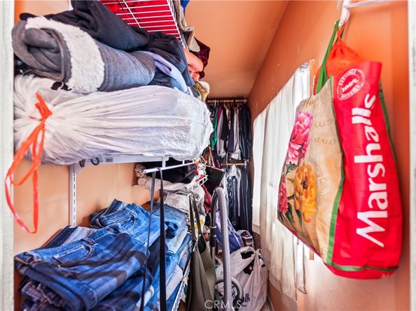 2424 West Boulevard, Los Angeles CA 90016