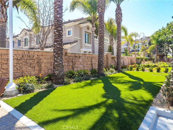 19091 Azul Lane, Huntington Beach CA 92648