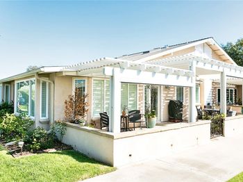 1790 Sunningdale Ave