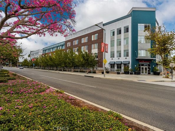 435 W Center Street Promenade 331, Anaheim CA 92805