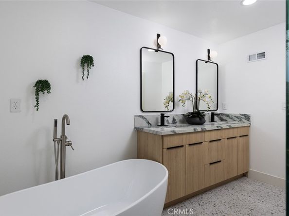 10141 Overhill Drive, North Tustin CA 92705