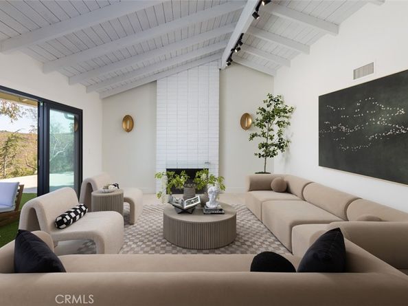 10141 Overhill Drive, North Tustin CA 92705