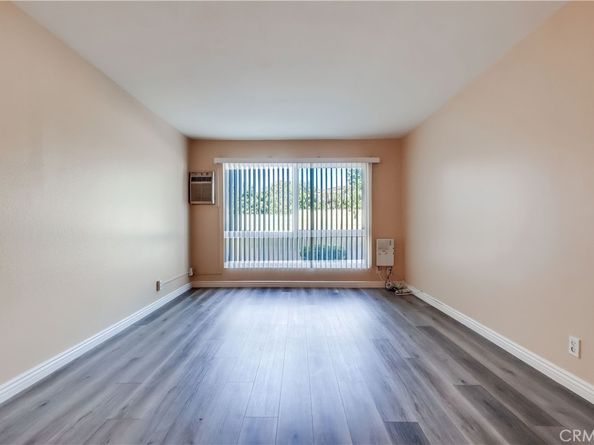 5585 E Pacific Coast 140, Long Beach CA 90804